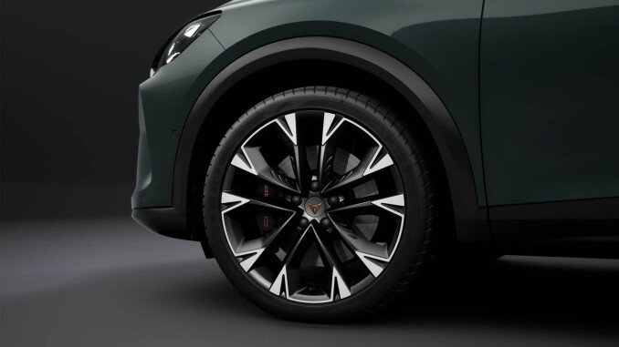 CUPRA Formentor 1.5 eHybrid 272 VZ2 5dr DSG Estate - Image 2